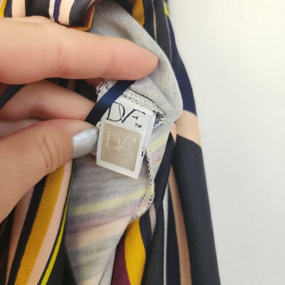 DVF Diane Von Furstenberg Mini Dress Size 8 Silk Retro Preppy - Picture 6 of 11